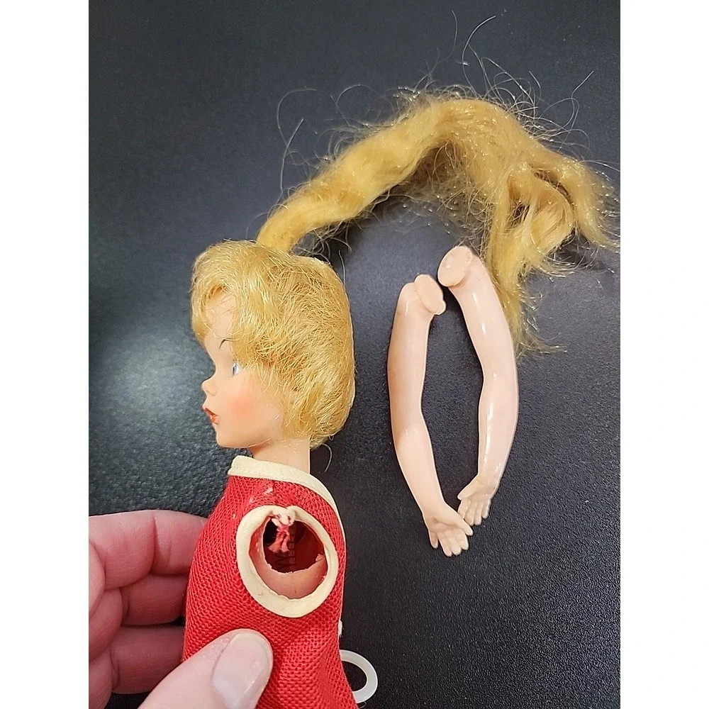 Vintage Eegee‎ Shelley Doll - 12